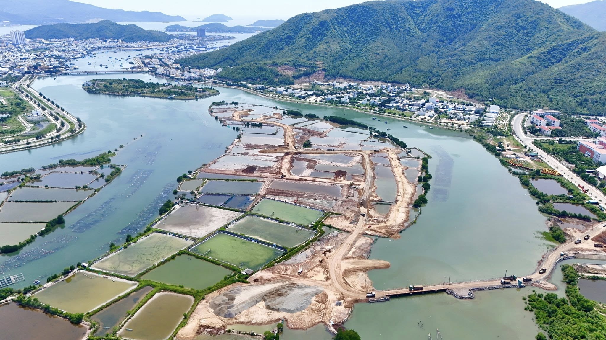 Tiến độ thi công dự án Sun Porta Town Nha Trang