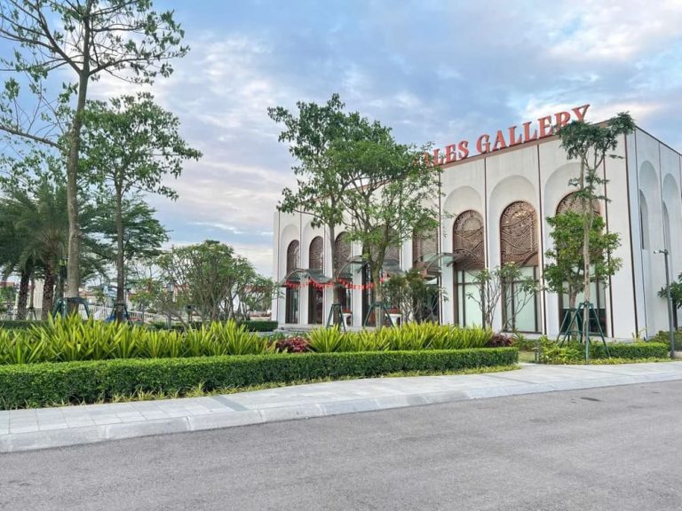 Nhà mẫu Hồng Hạc City được xây dựng ngay trong khuôn viên dự án